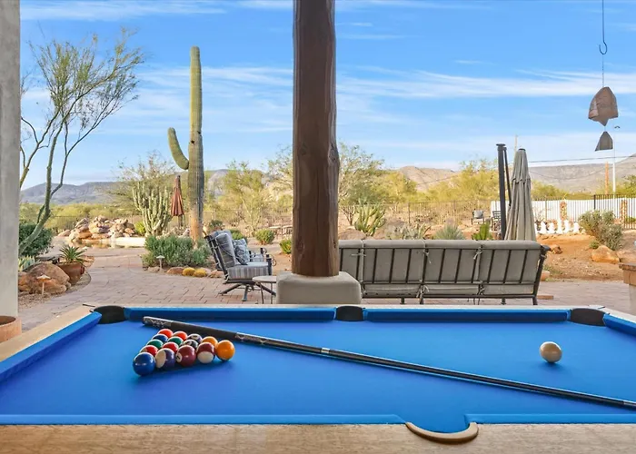 Desert Oasis Pool, Golf, Games Mountain Views Villa *