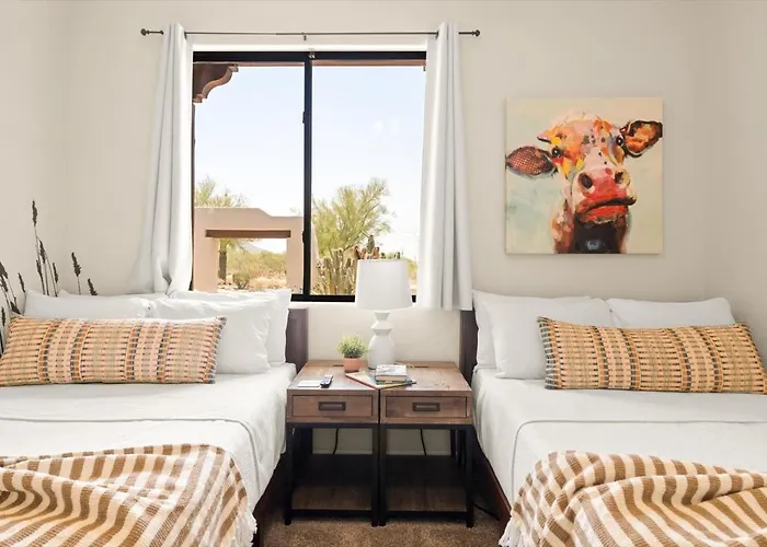 Desert Oasis Pool, Golf, Games Mountain Views Villa New River