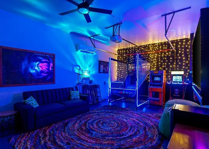Desert Oasis Pool, Golf, Games Mountain Views *