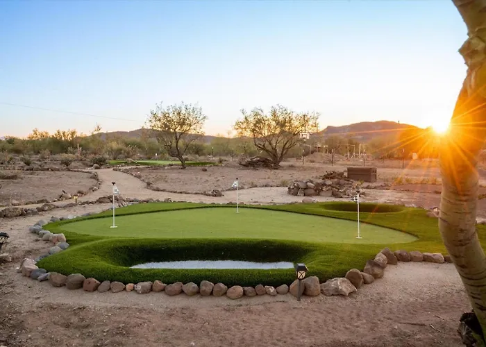 Desert Oasis Pool, Golf, Games Mountain Views New River