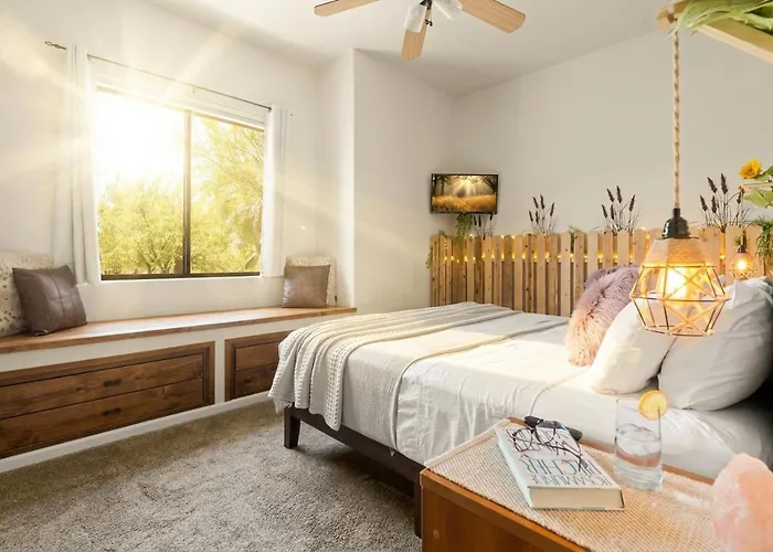 Villa Desert Oasis Pool, Golf, Games Mountain Views