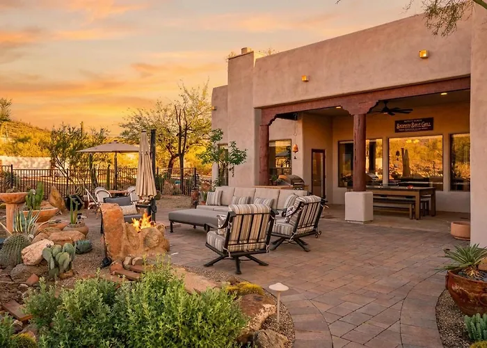 Desert Oasis Pool, Golf, Games Mountain Views Villa