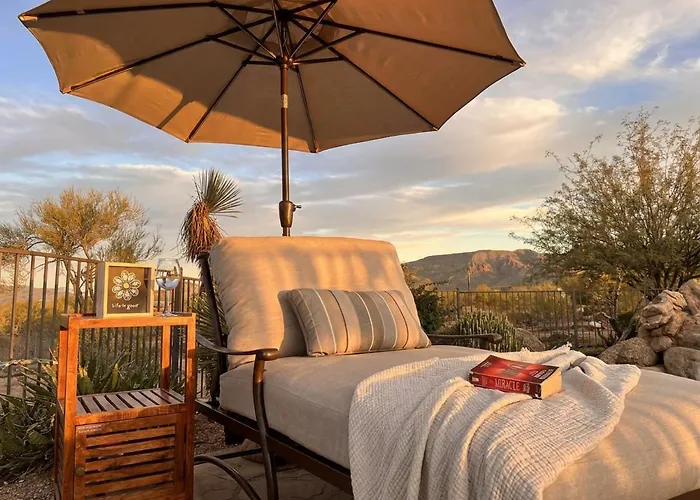 Desert Oasis Pool, Golf, Games Mountain Views Villa